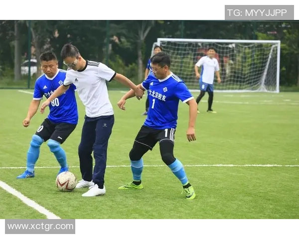 北京足球队的意识觉醒与发展探讨聚焦足球文化的传承与创新