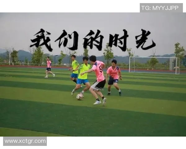 女主播与足球明星的浪漫邂逅在绿茵场上的激情与梦想交织的故事 女主播与足球明星的浪漫邂逅在绿茵场上的激情与梦想交织的故事