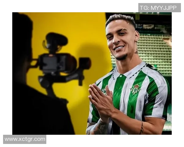 安东尼足球明星的成长之路与未来发展展望分析